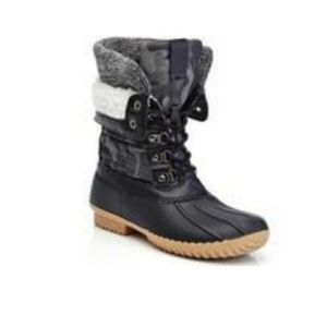 New in Box Henry Ferrera Camo Lace Up Duck Boots